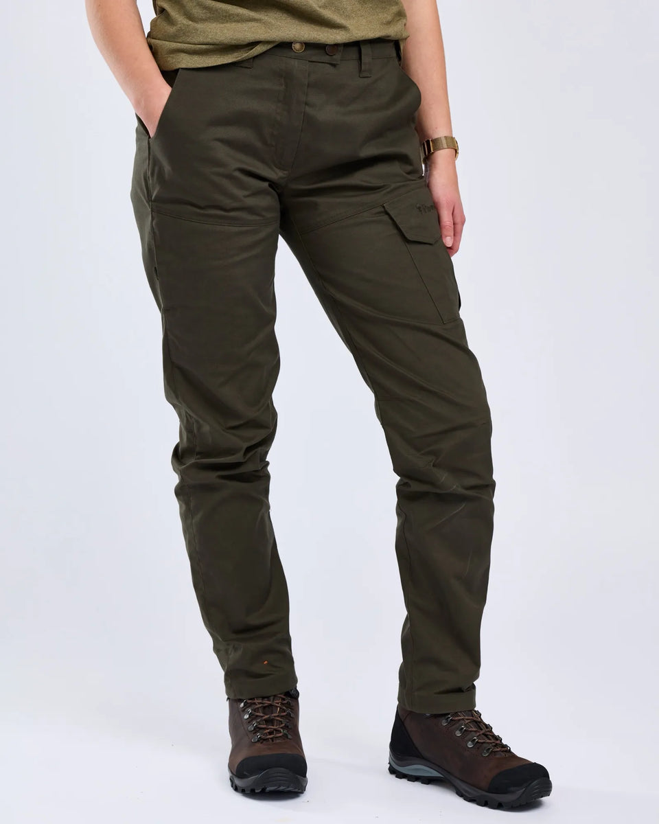 3077-135-60_Pinewood