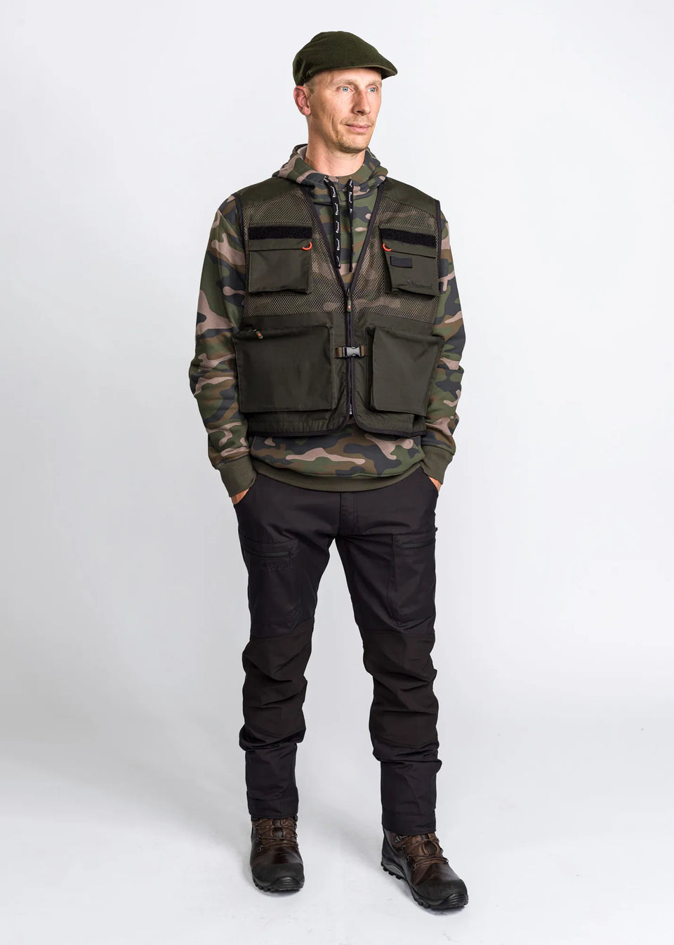 5185-425-60_Pinewood-Trousers-Caribou-Tc-Extreme_Black