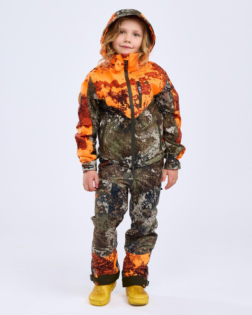 6681-910-60_Pinewood