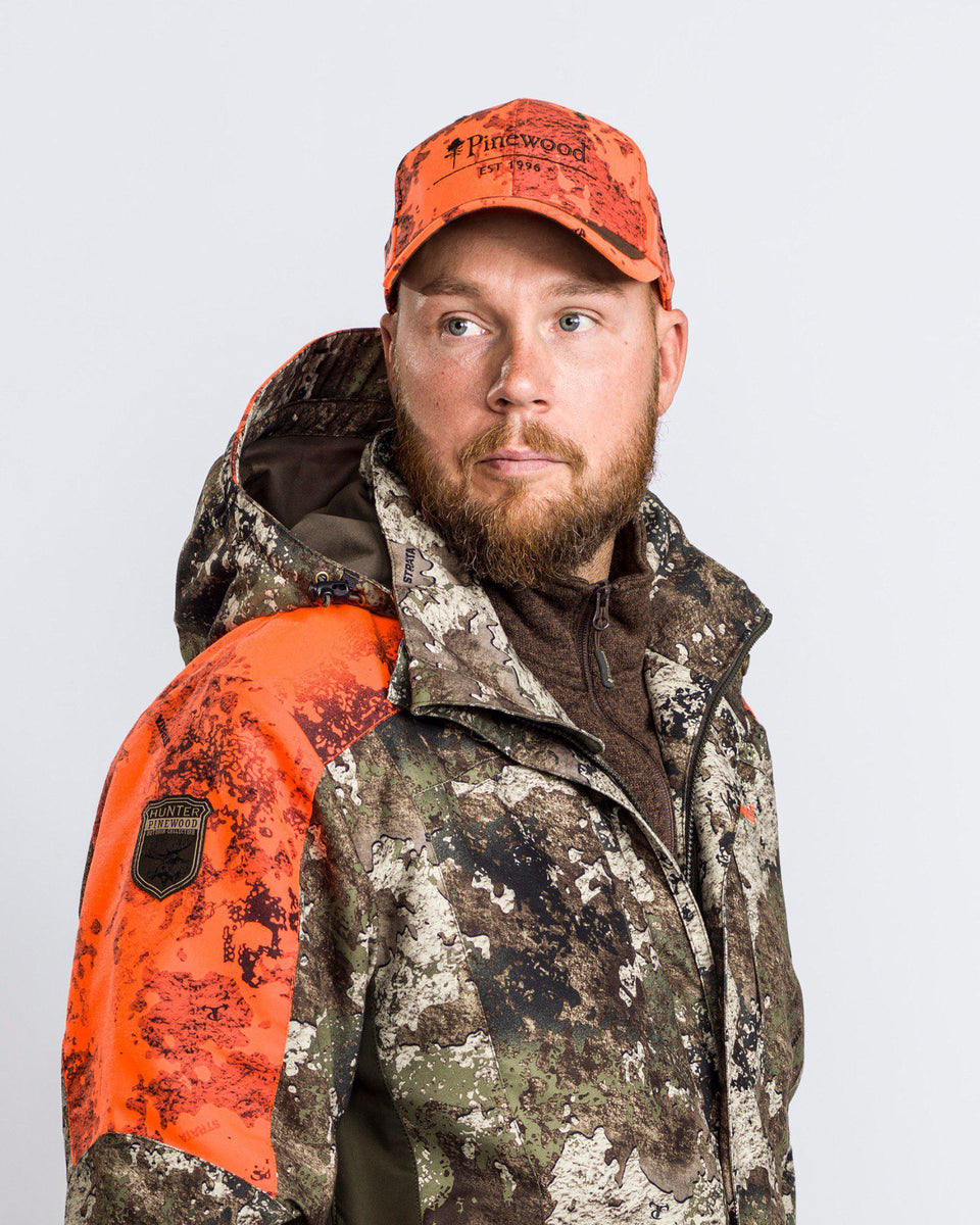 8294-983-60_Pinewood