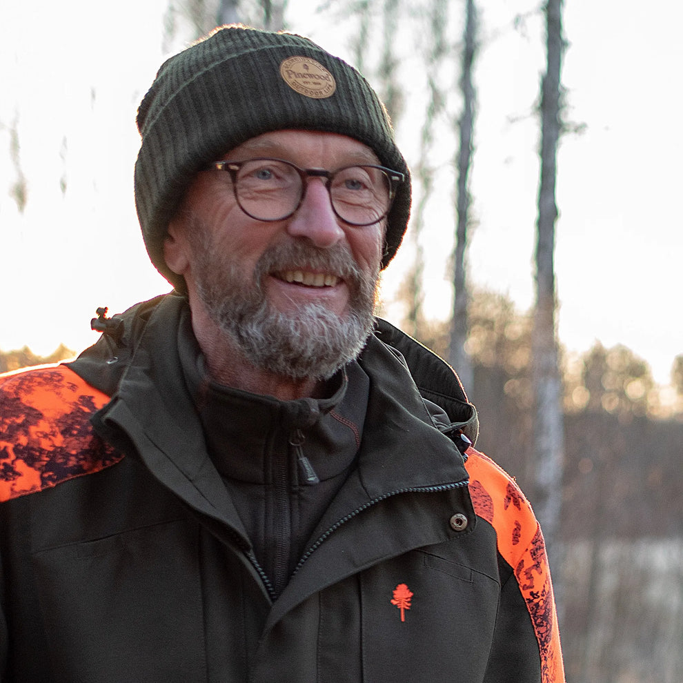 1110-135-40_Pinewood-Hat-Windy_Mossgreen