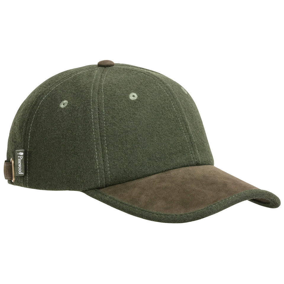 1119-182-01_Pinewood-Cap-Edmonton-Exclusive_Mossgreen-Suede-Brown