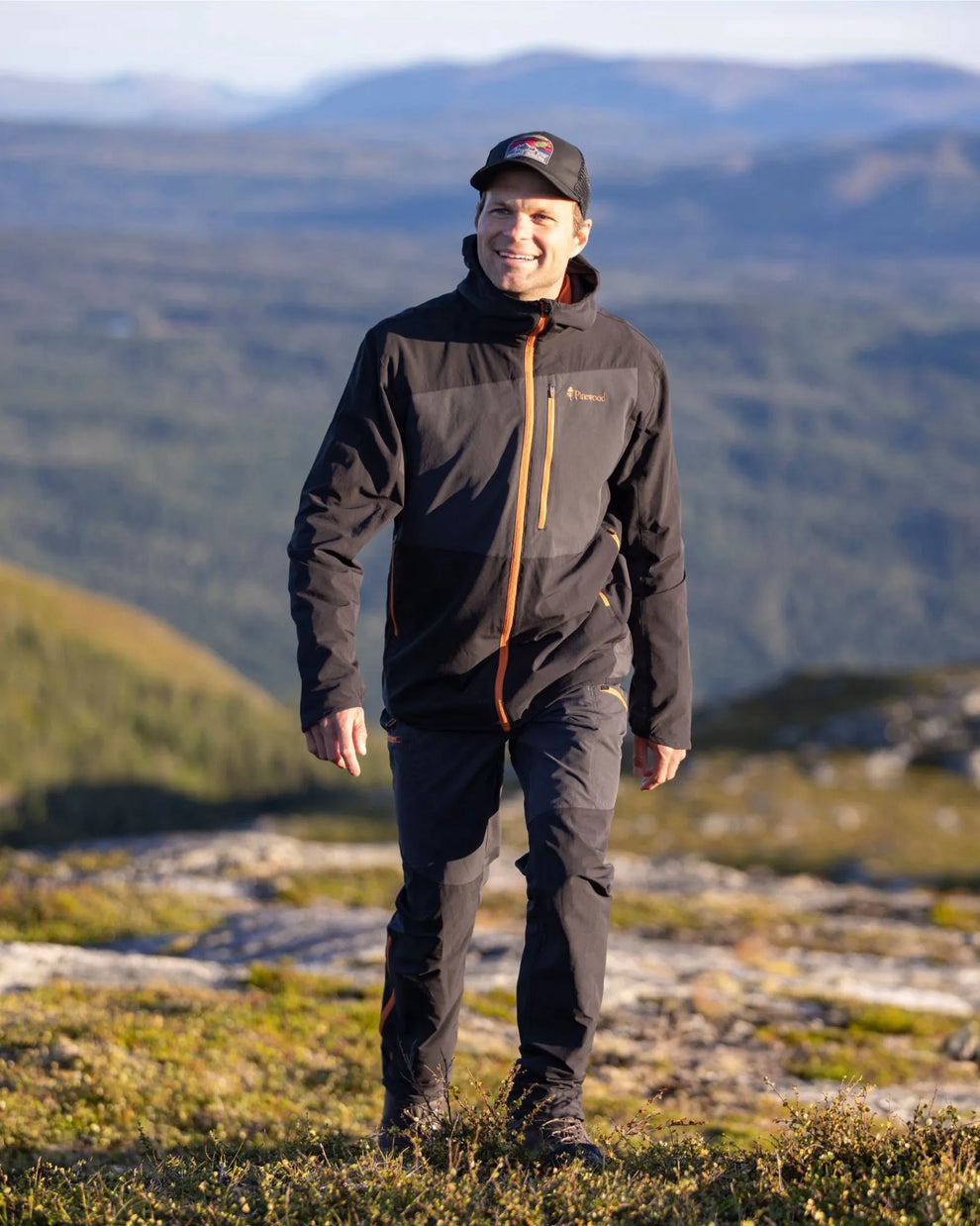 1144-400-40_Pinewood