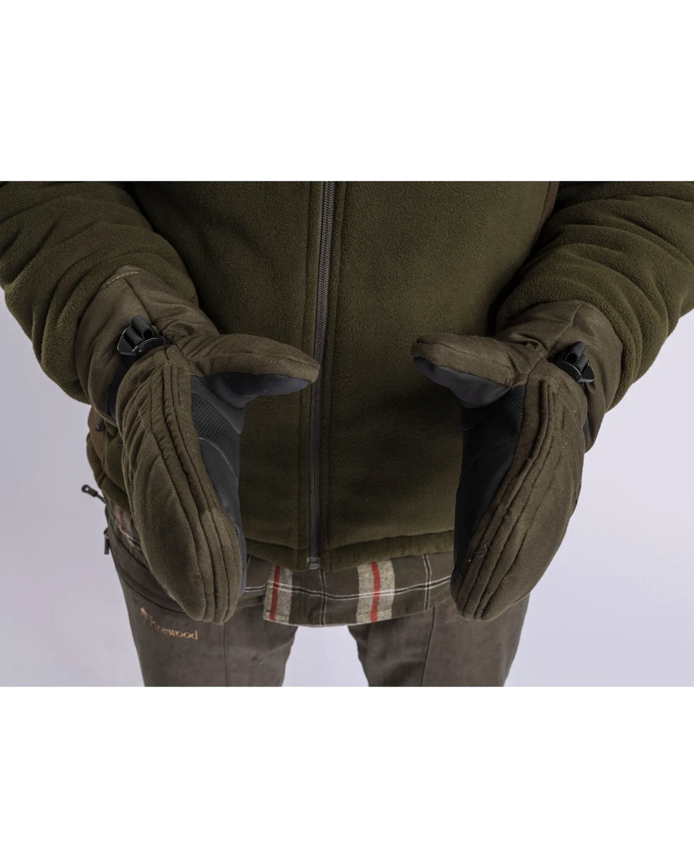 1150-135-21_Pinewood