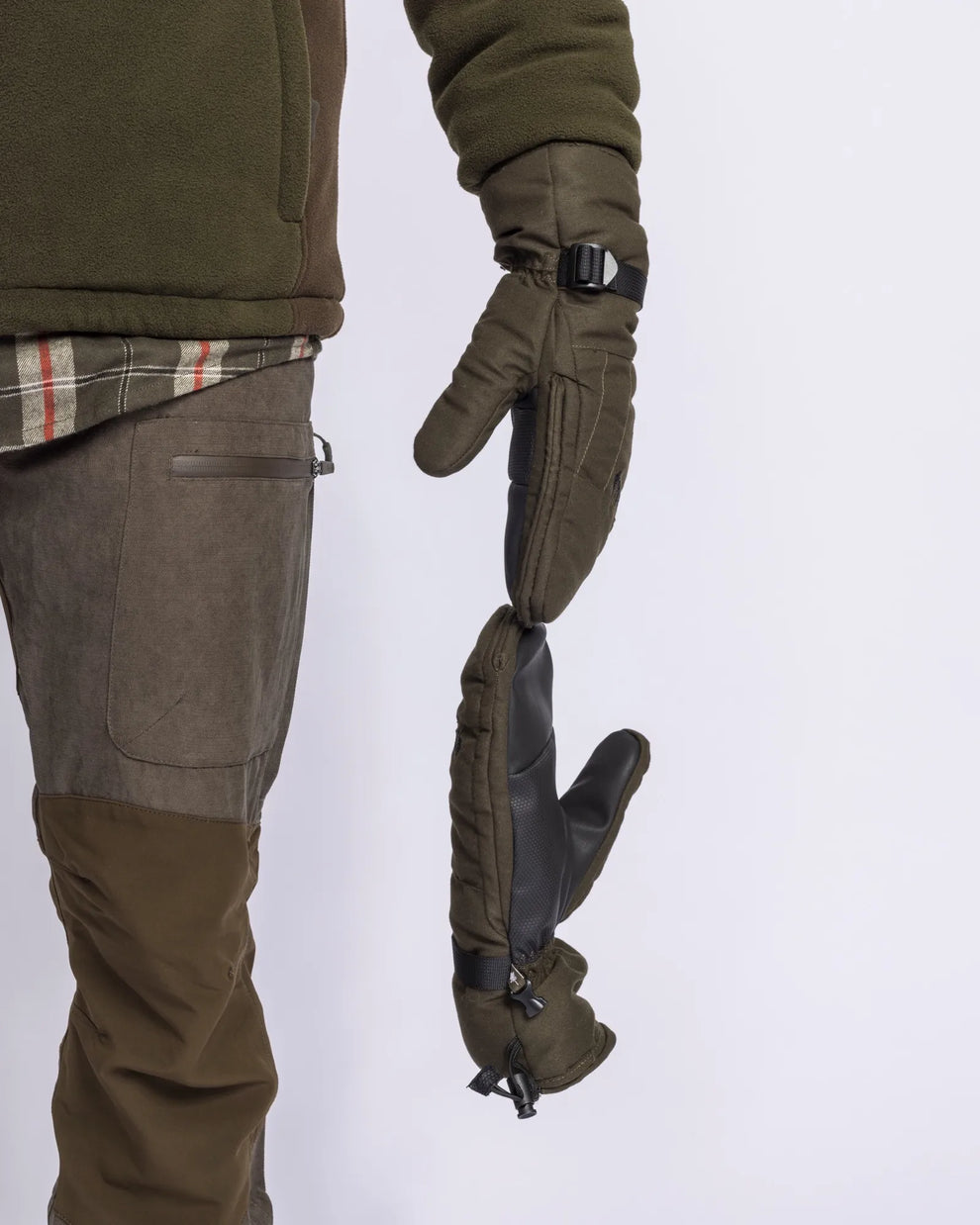 1150-135-22_Pinewood