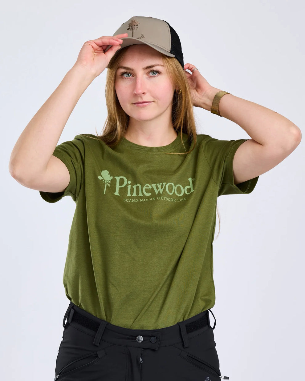 1180-225-60_Pinewood