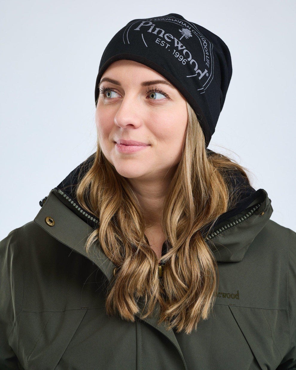 1186-400-60_Pinewood