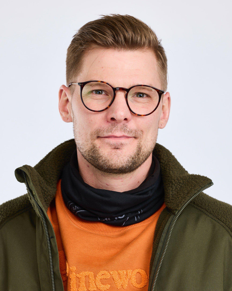 1187-400-60_Pinewood