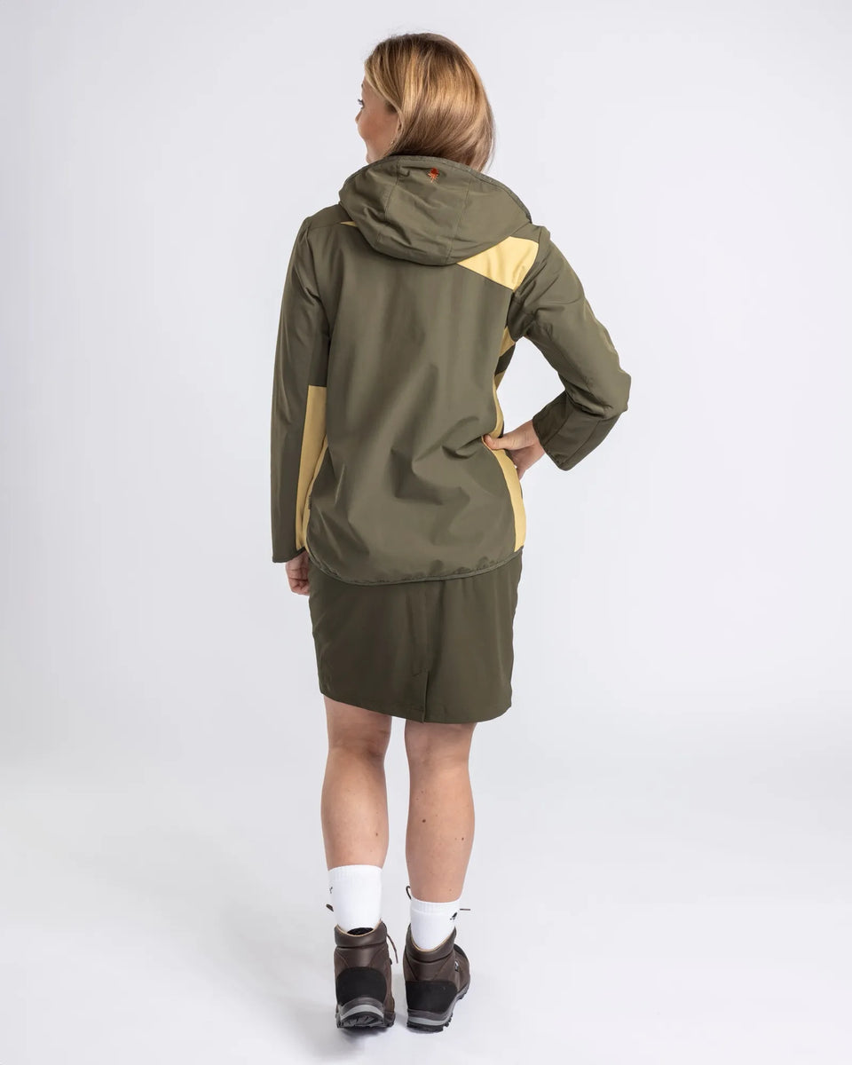 3050-135-66_Pinewood