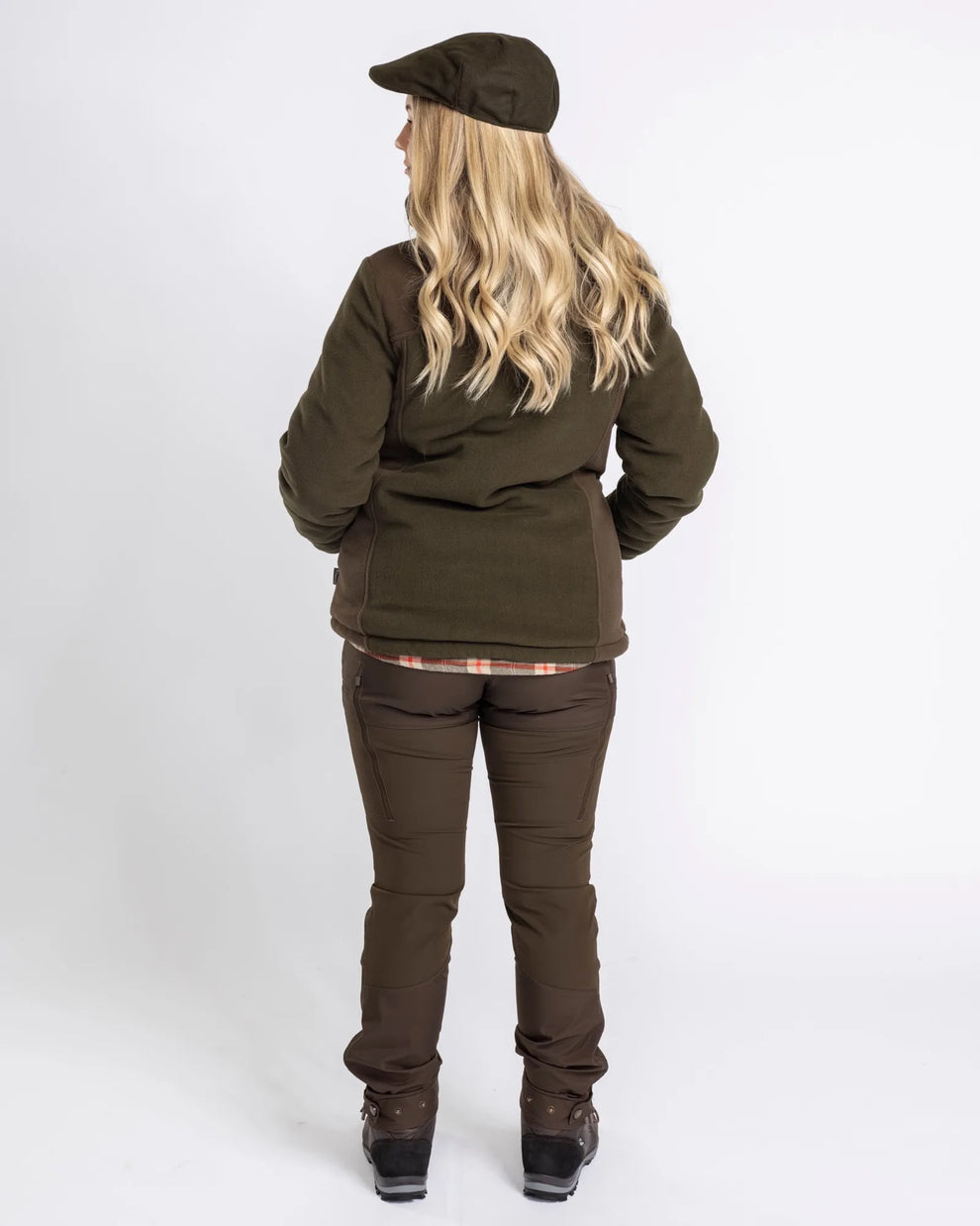 3064-724-66_Pinewood