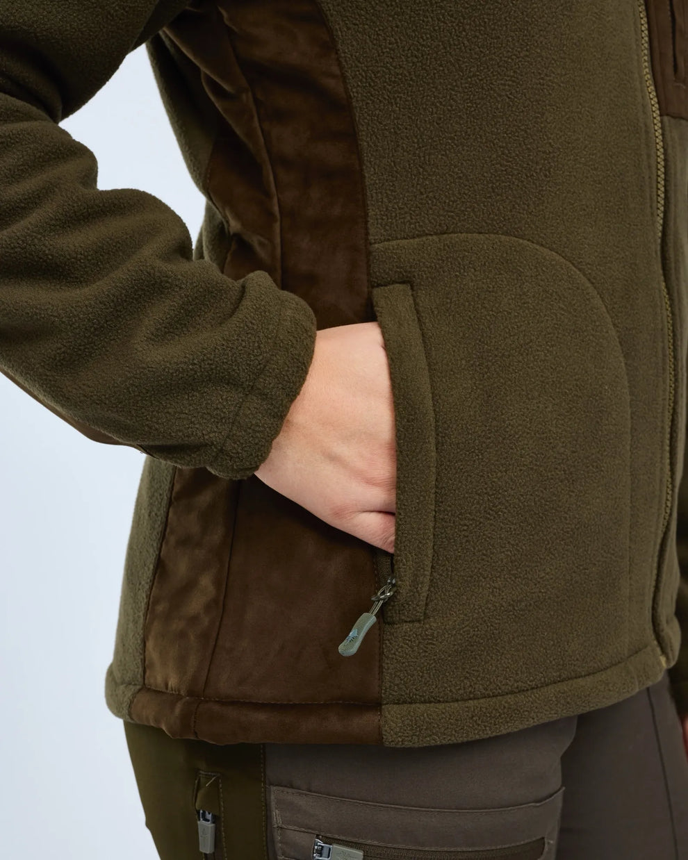 3066-242-20_Pinewood