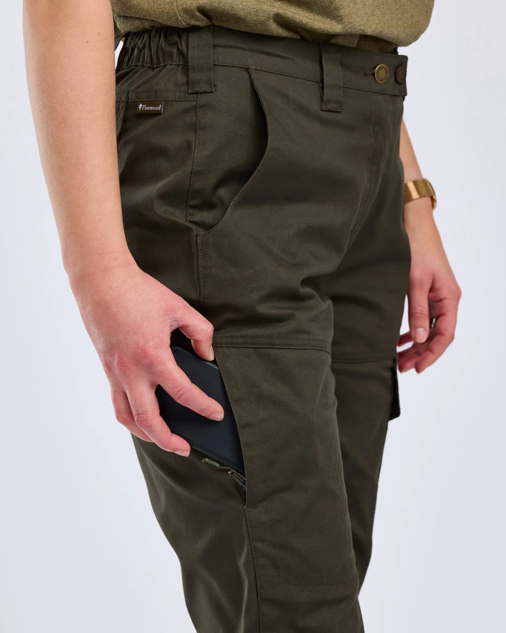 3077-135-20_Pinewood