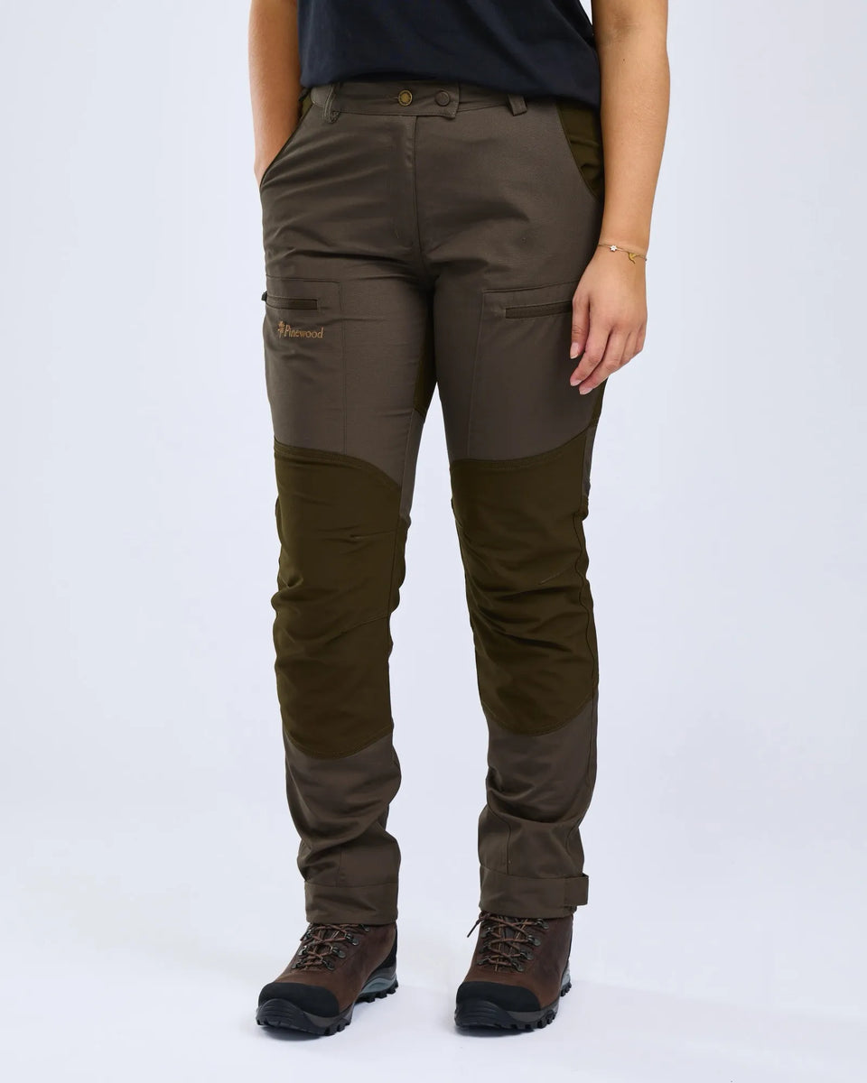 3085-128-60_Pinewood