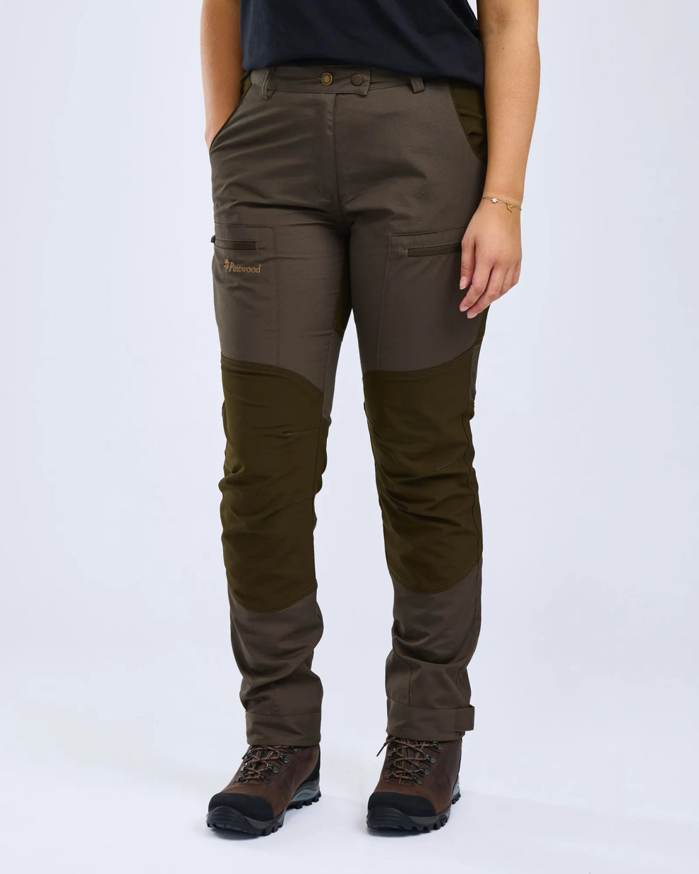 3085-128-60_Pinewood