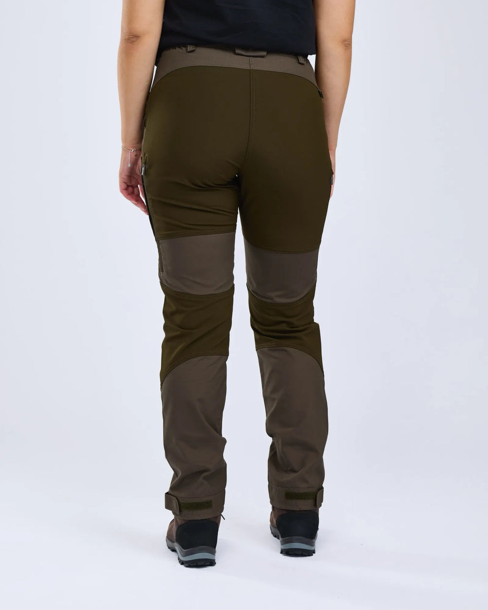 3085-128-66_Pinewood