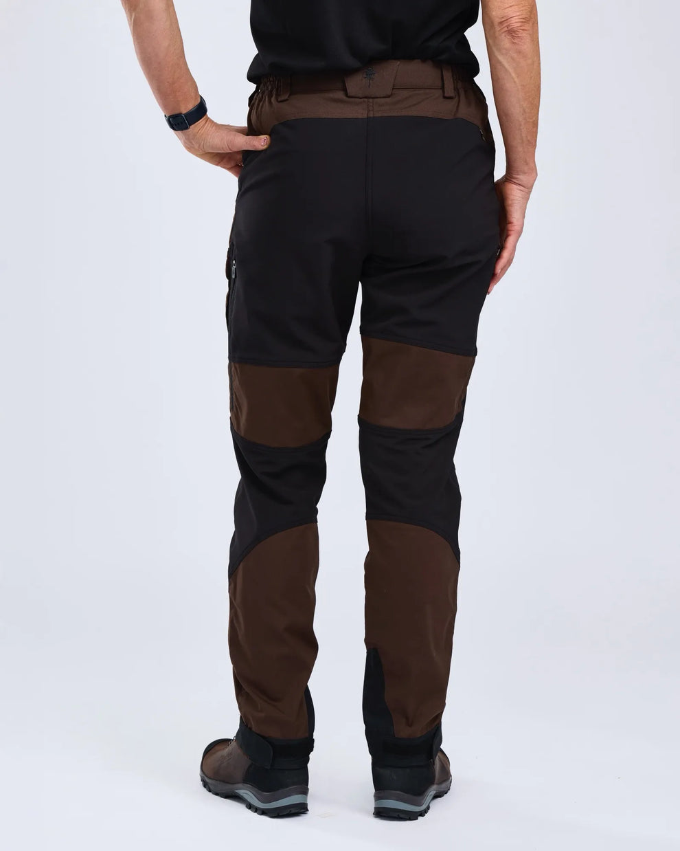 3085-212-66_Pinewood