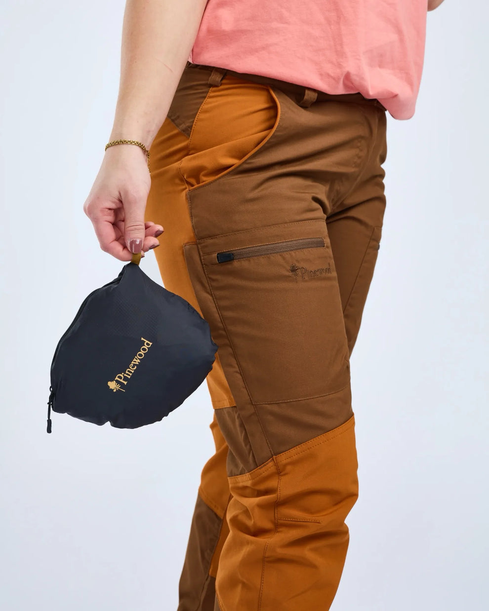 3085-270-21_Pinewood