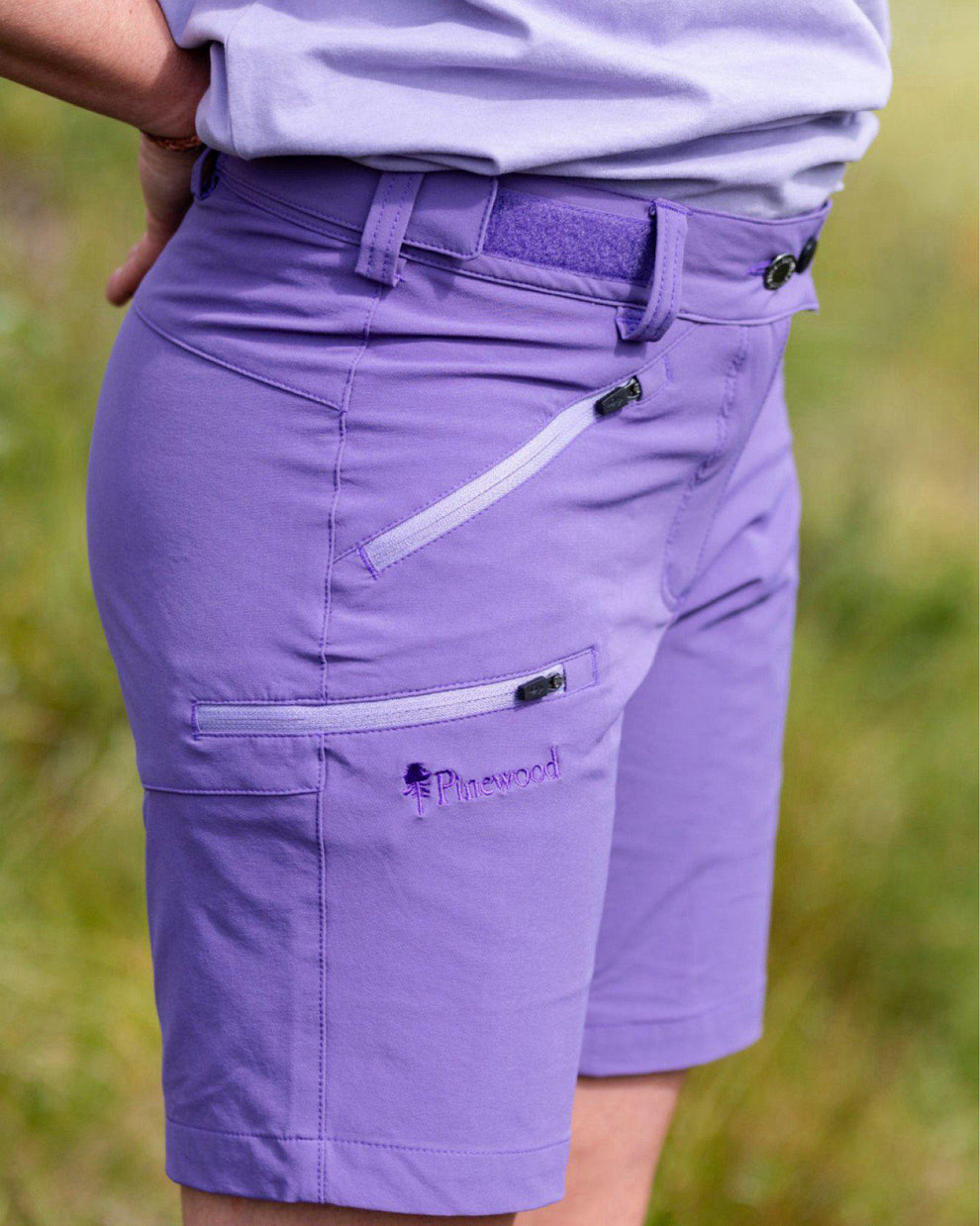 3111-822-40_Pinewood