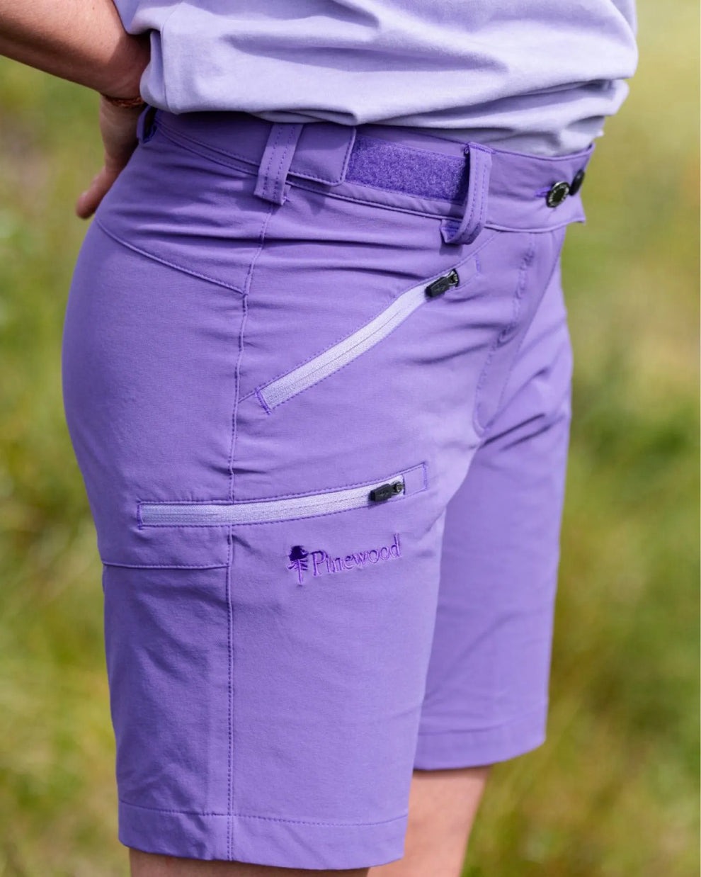 3111-822-40_Pinewood