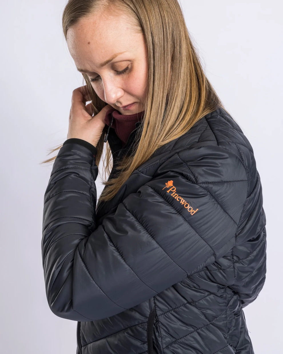 3159-400-21_Pinewood