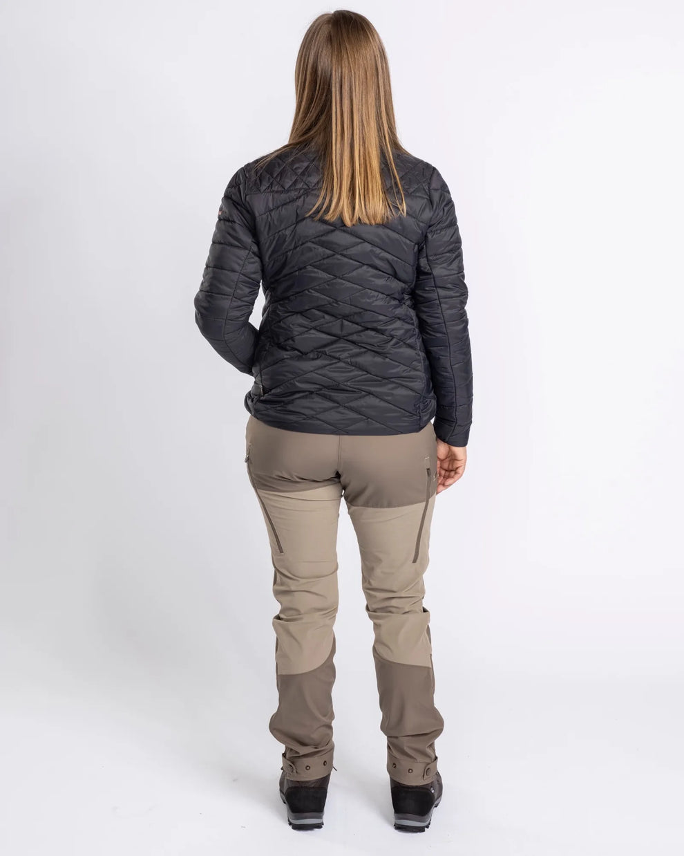 3159-400-66_Pinewood