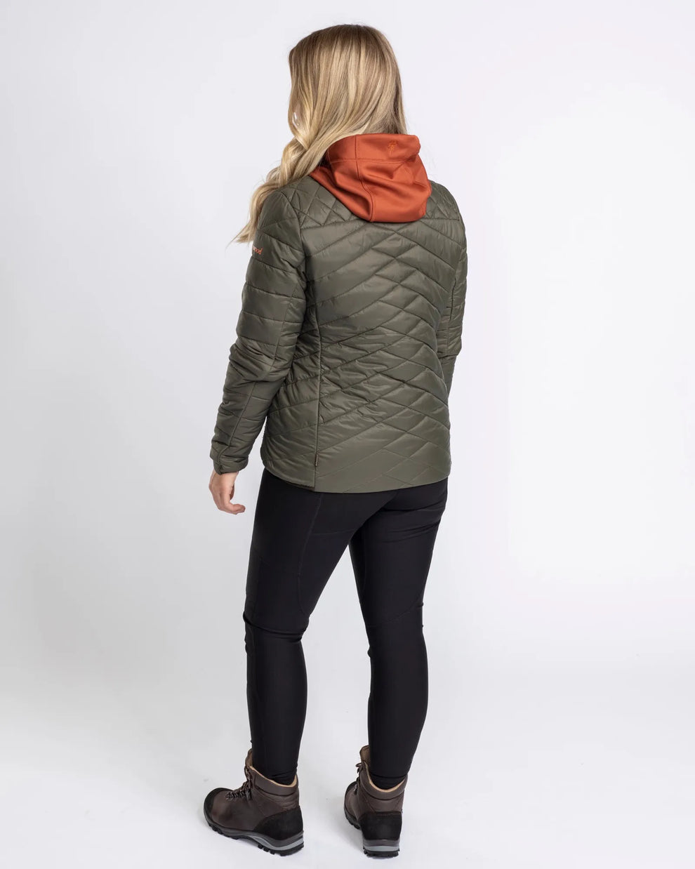 3159-735-66_Pinewood