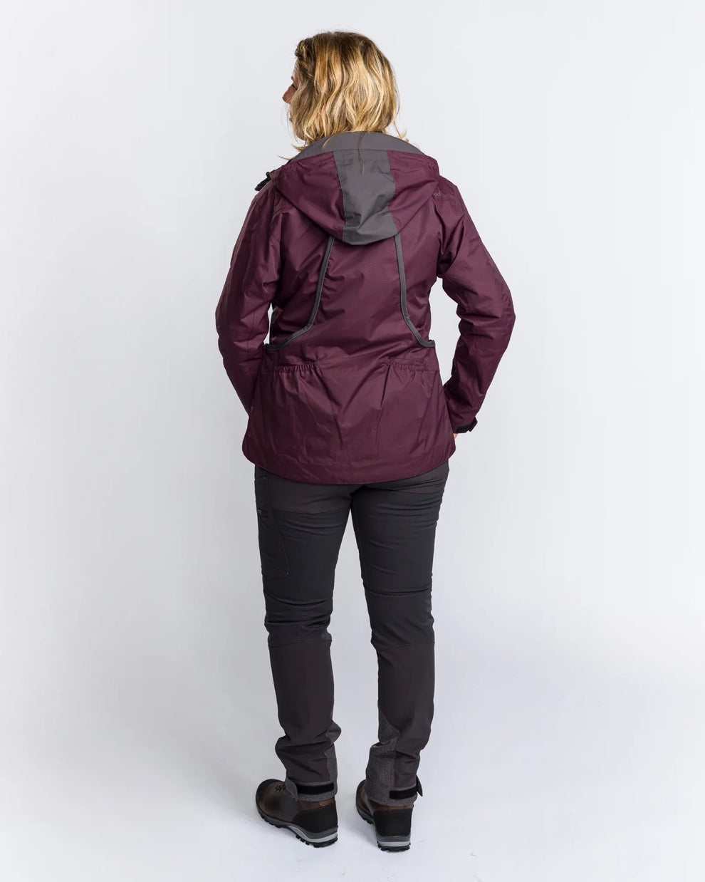 3183-582-66_Pinewood