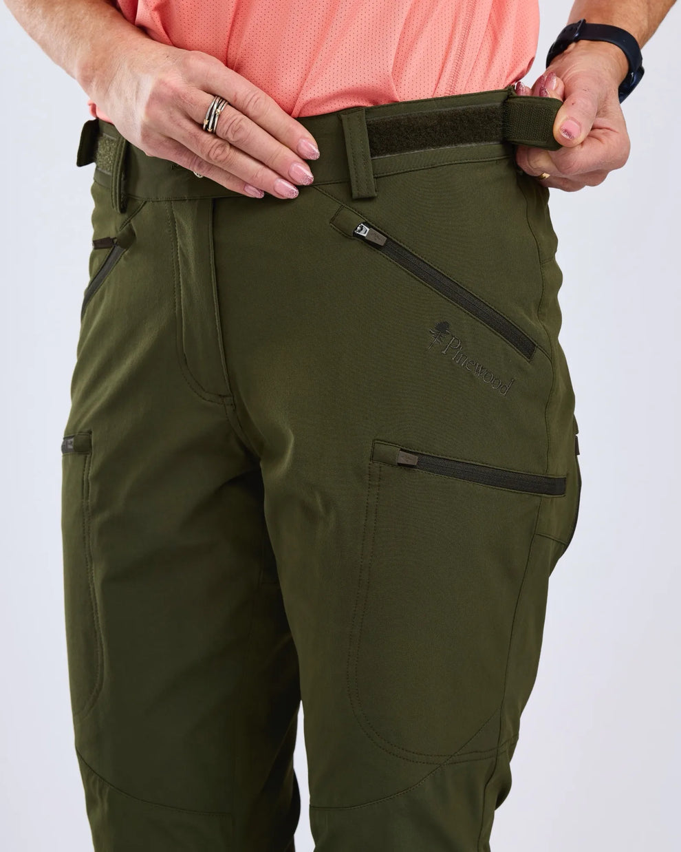 3211-191-20_Pinewood