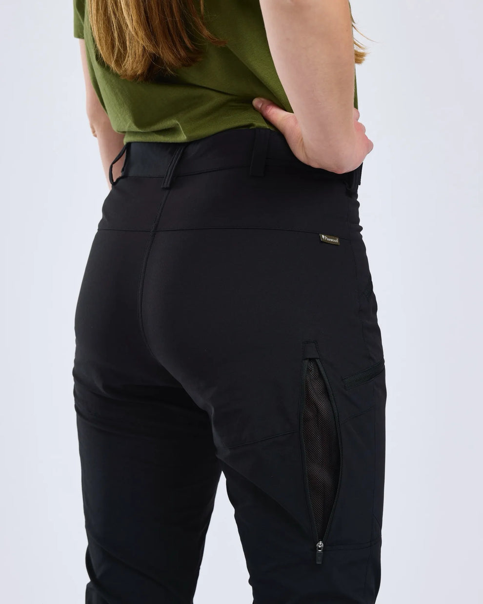 3211-400-20_Pinewood