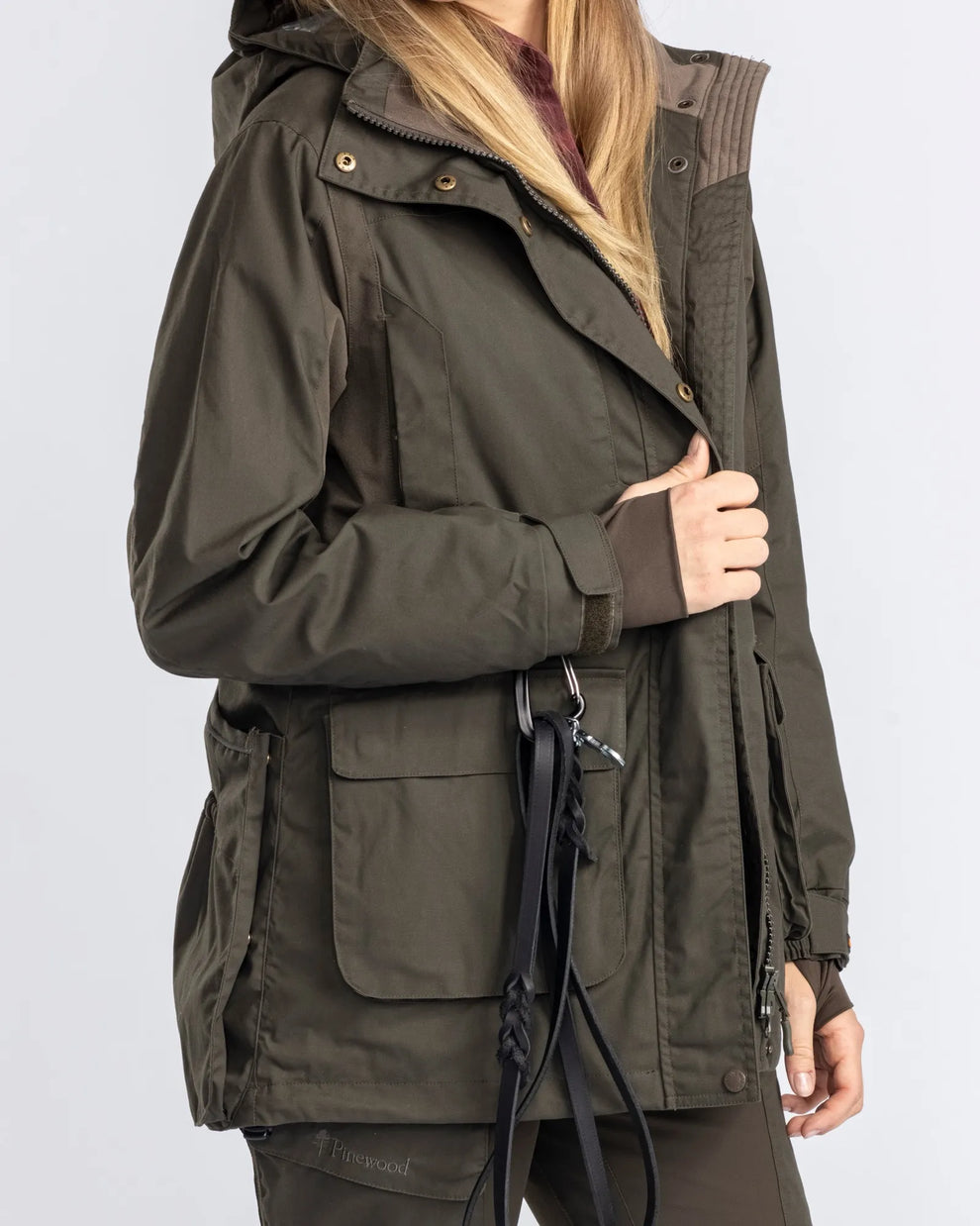 3280-135-21_Pinewood