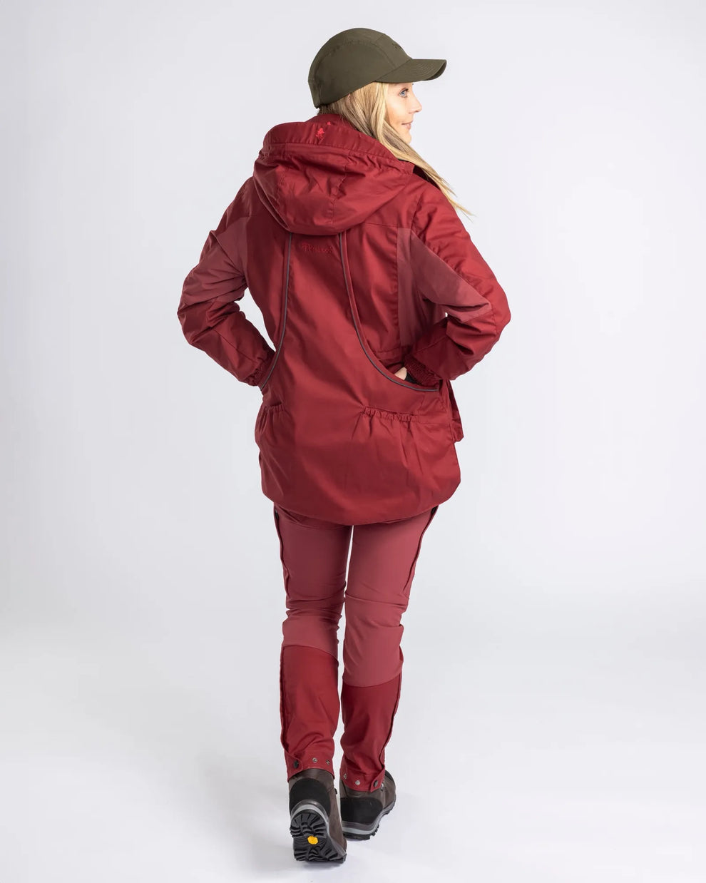 3280-816-66_Pinewood