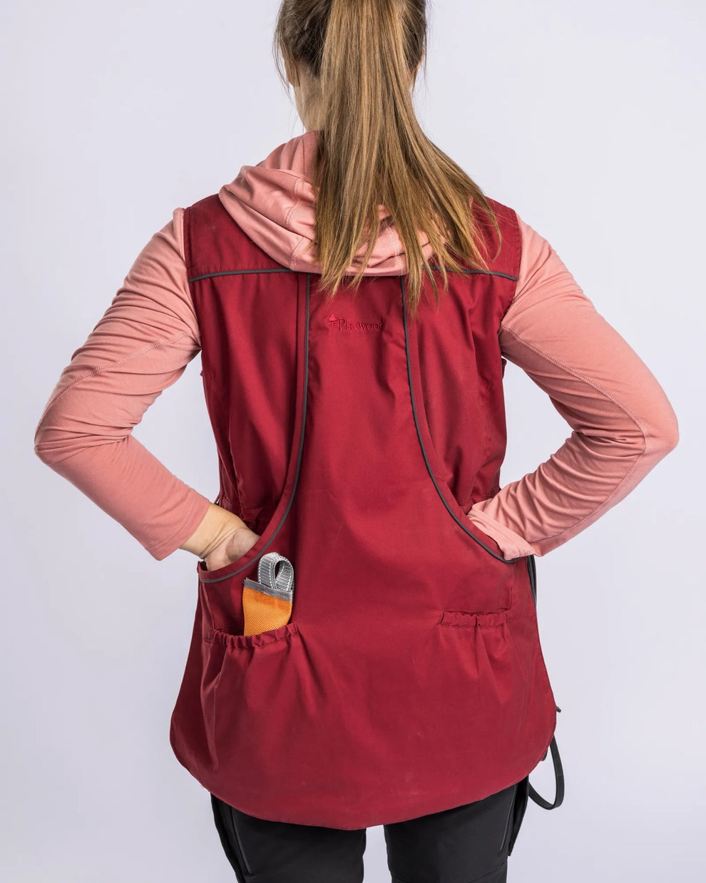 3281-816-22_Pinewood