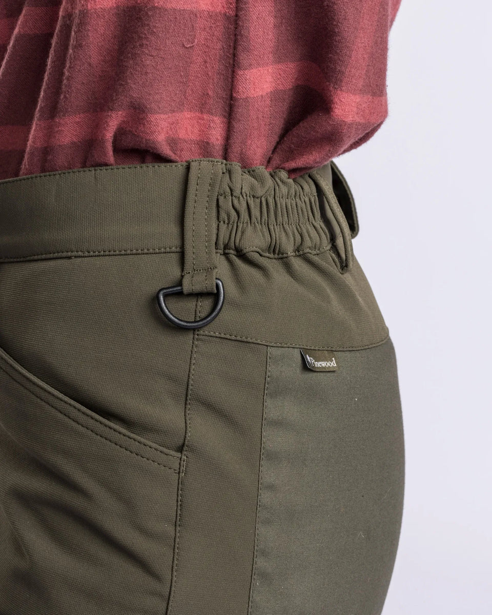 3282-135-20_Pinewood