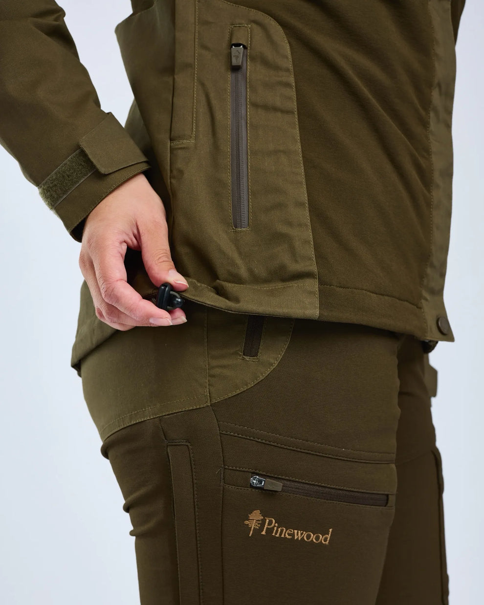 3300-723-20_Pinewood