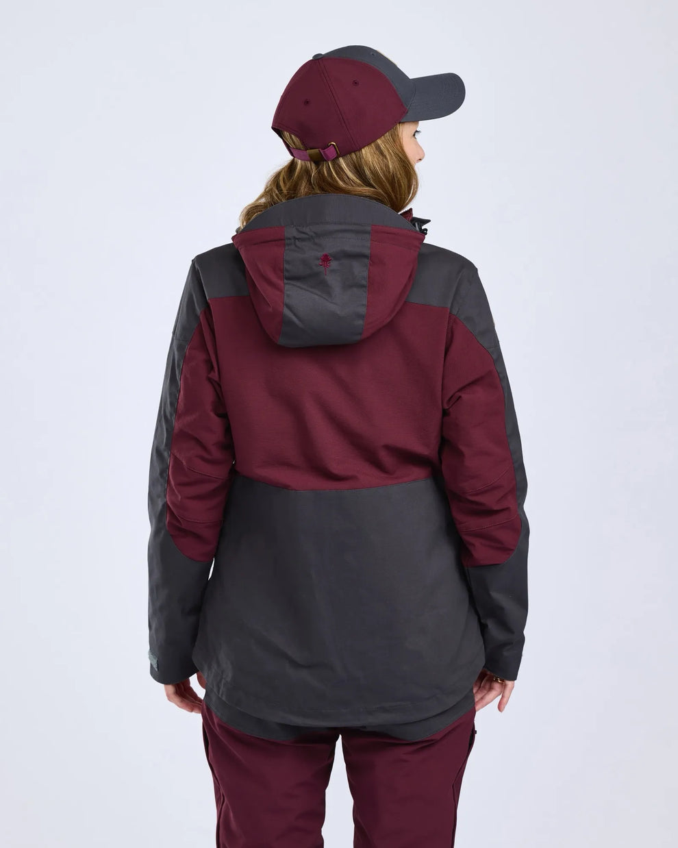 3300-817-66_Pinewood