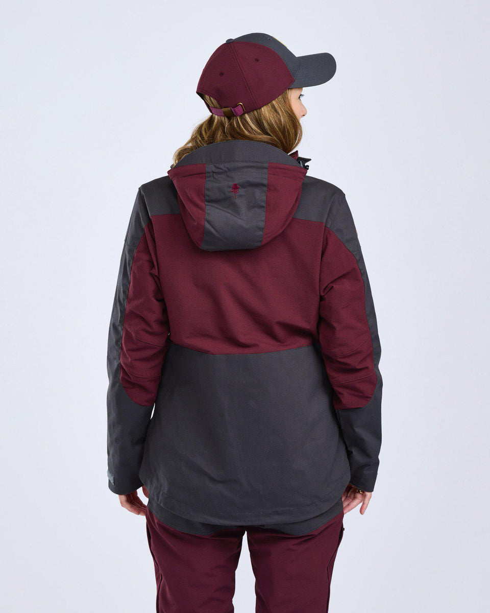 3300-817-66_Pinewood