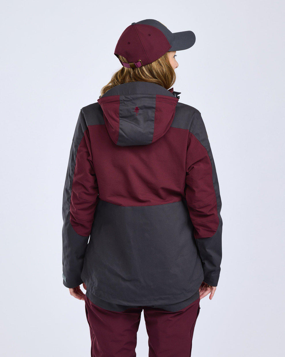 3300-817-66_Pinewood