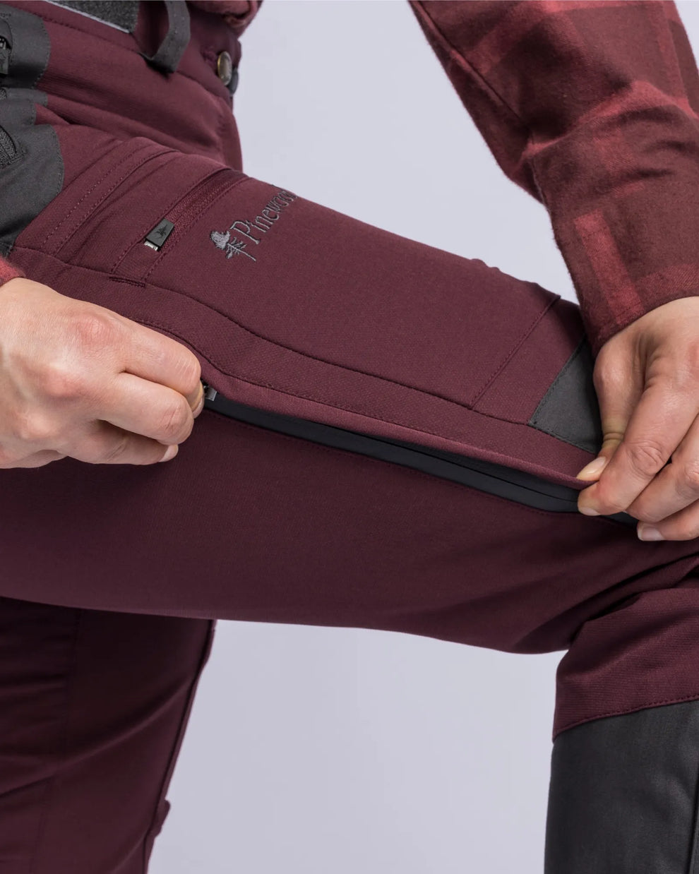 3302-817-22_Pinewood