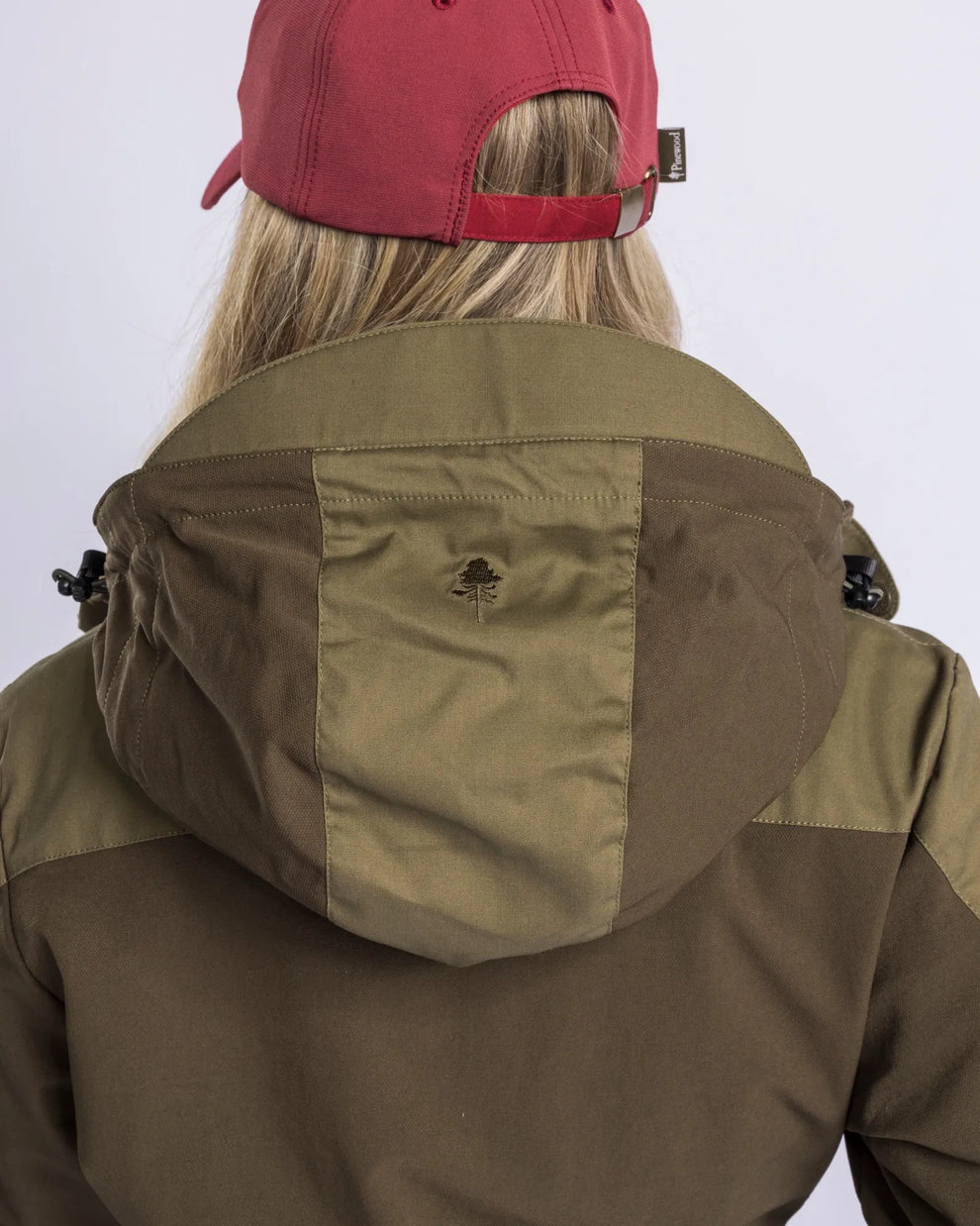 3303-723-21_Pinewood