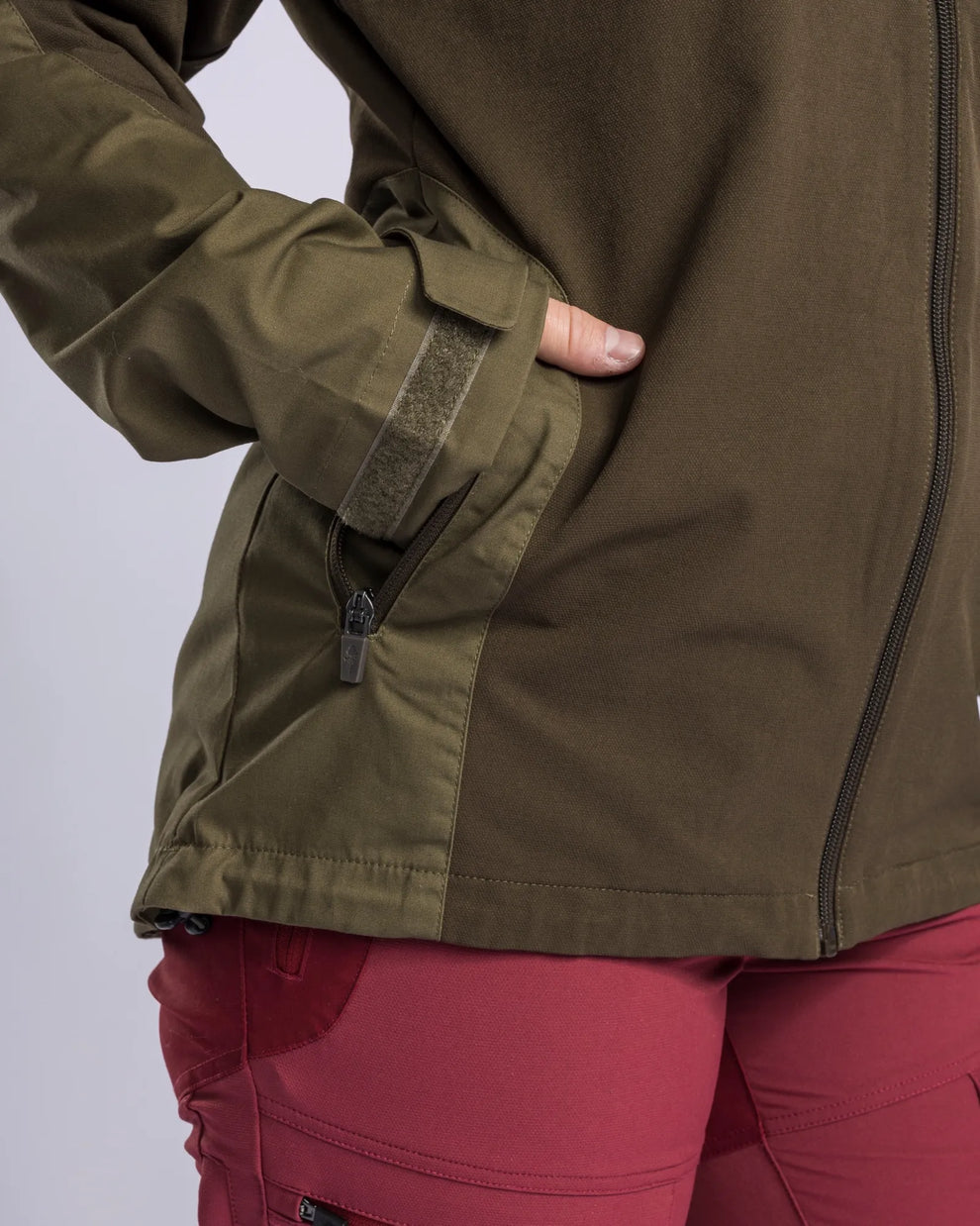 3303-723-22_Pinewood