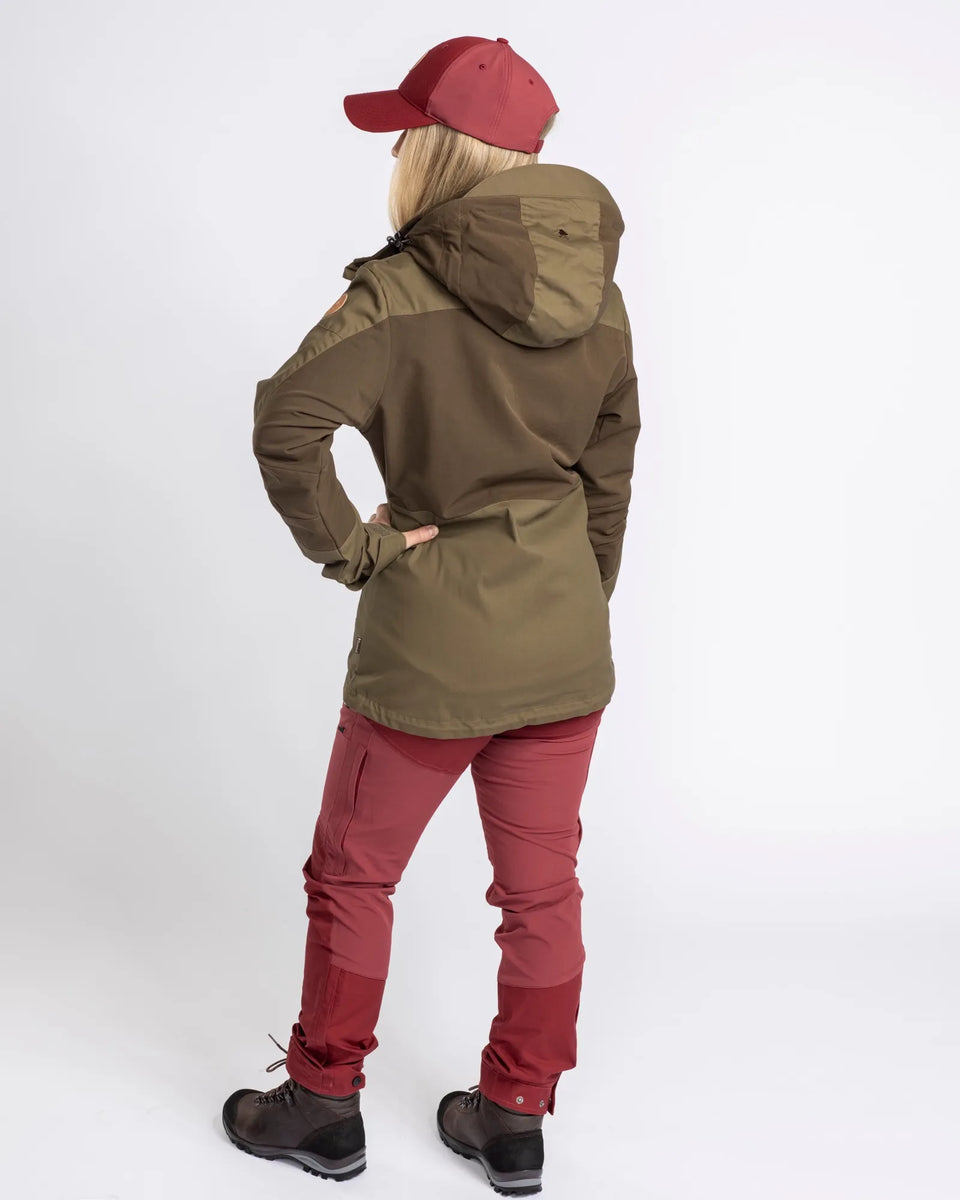 3303-723-66_Pinewood