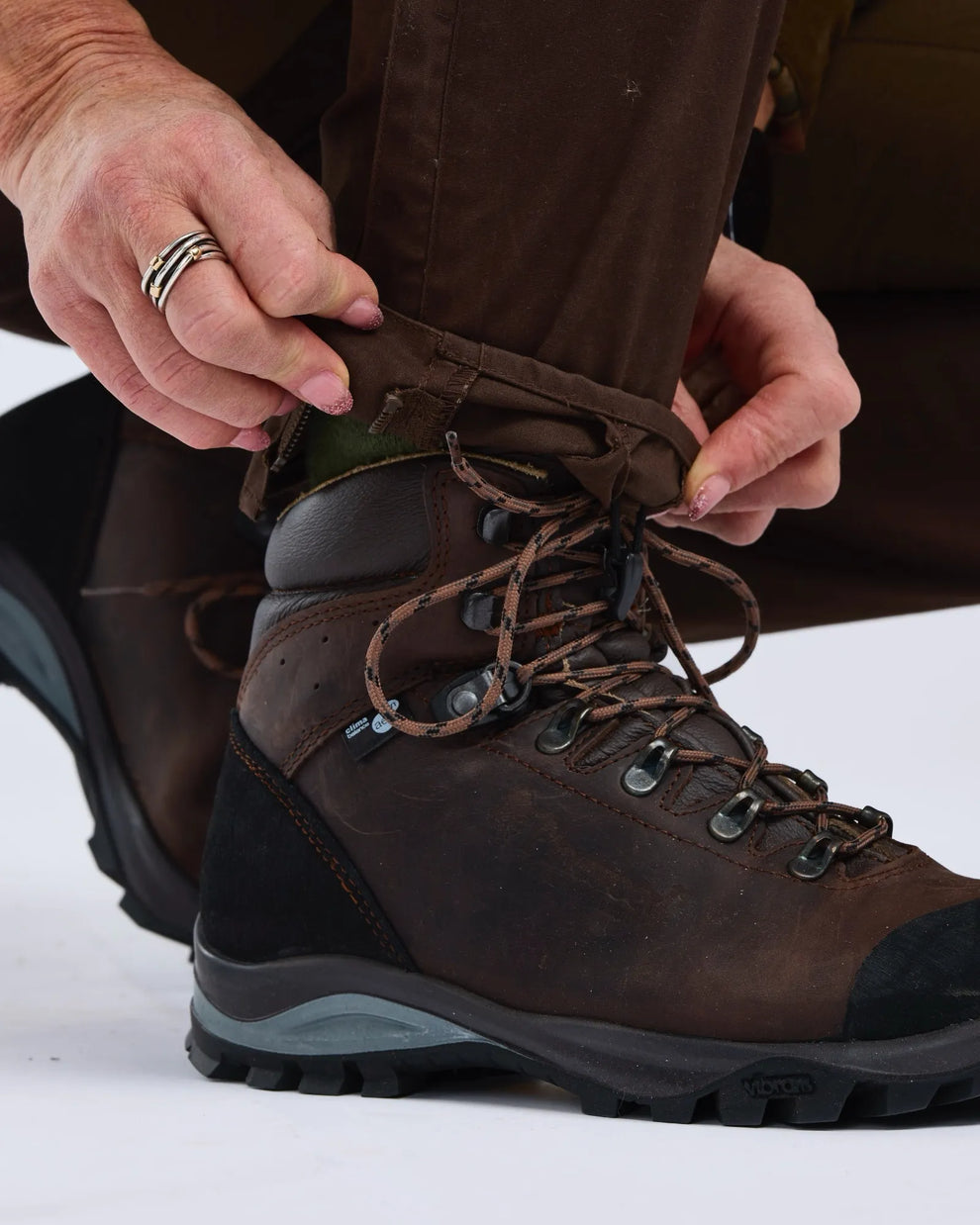 3304-211-22_Pinewood