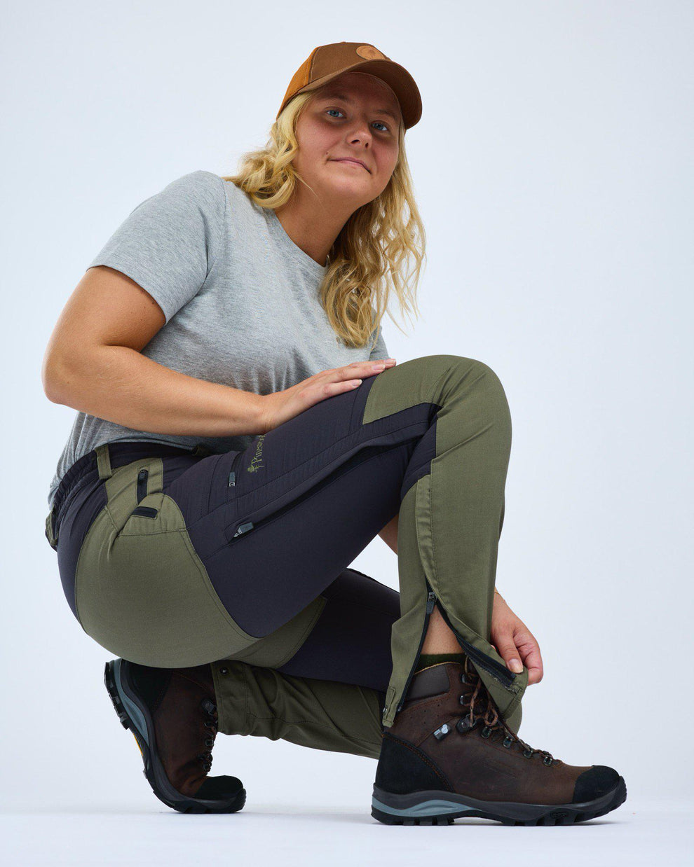 3304-737-22_Pinewood