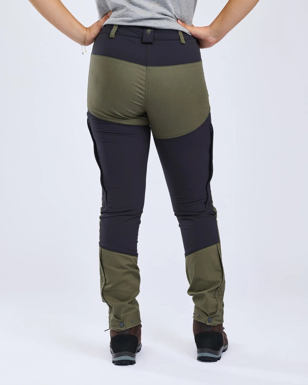 3304-737-66_Pinewood