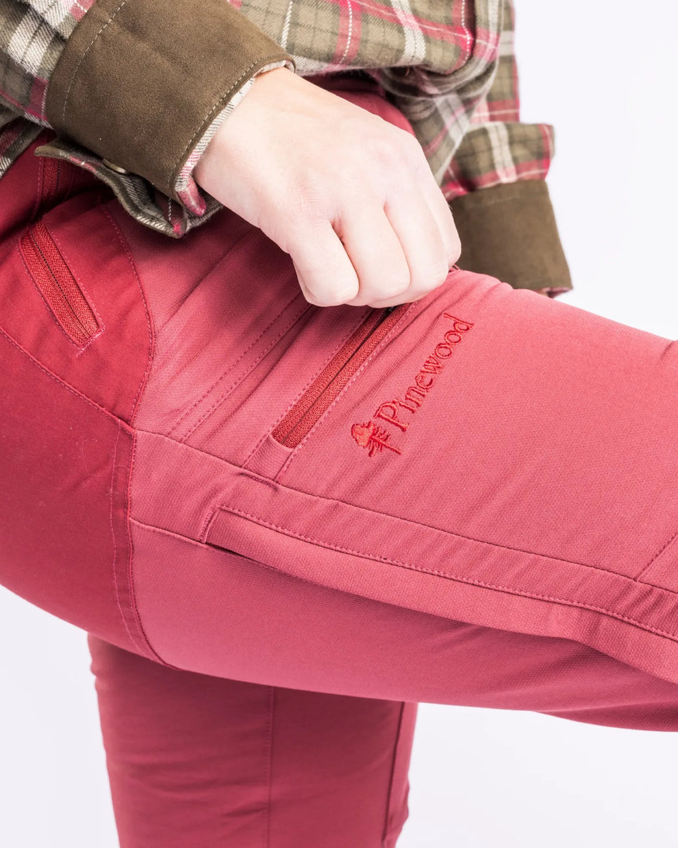 3304-820-20_Pinewood