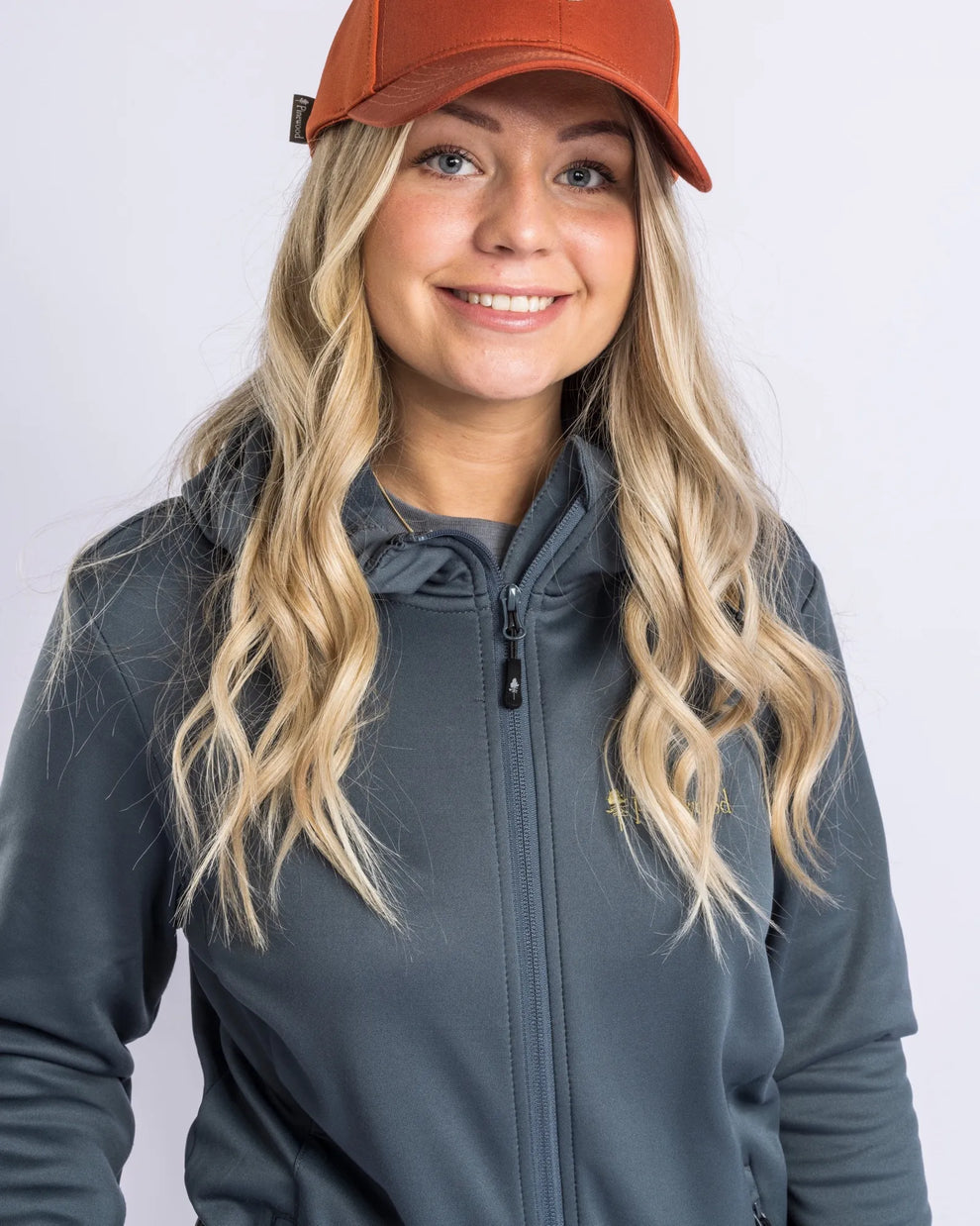 3319-366-20_Pinewood