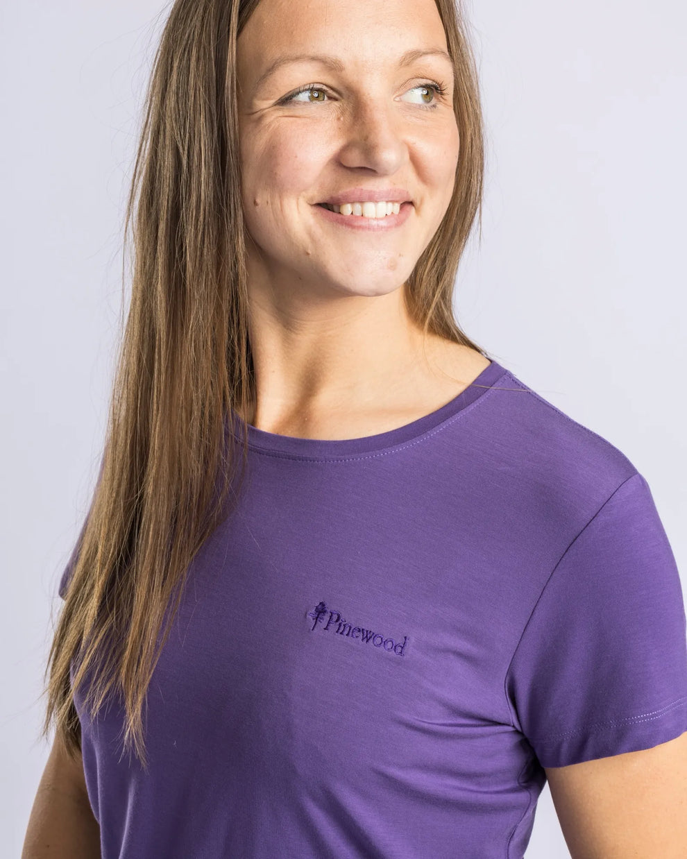 3324-822-20_Pinewood