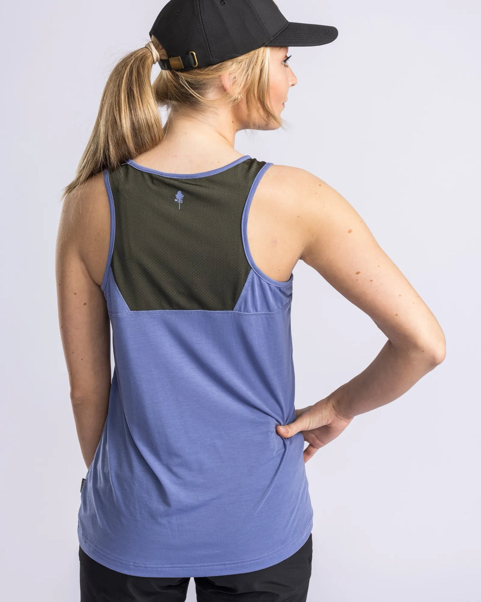 3348-554-21_Pinewood