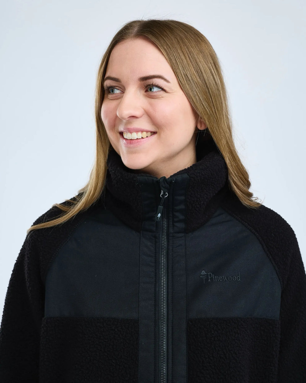 3366-400-23_Pinewood