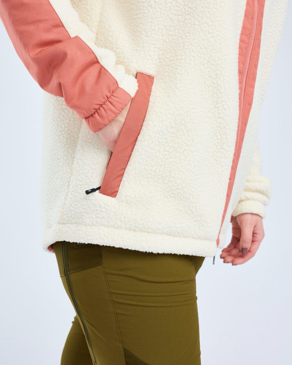 3366-621-22_Pinewood